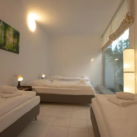 Central City Villa Neuss Exterior foto